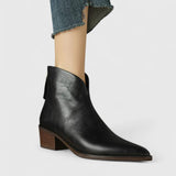 Bathildis – Elegante Stiefeletten von Amora Bern, Ansicht 2