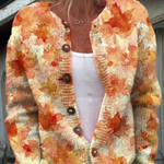 Andrea – Strickjacke mit herbstlichem Blättermuster von Amora Bern