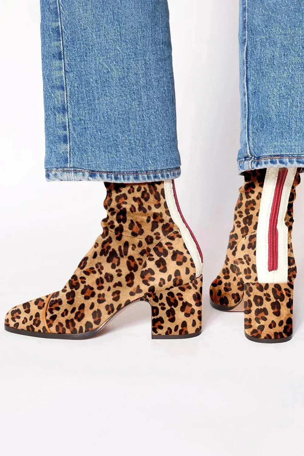 Grimburga – Wildleder-Stiefeletten mit Absatz von Amora Bern, Ansicht 11