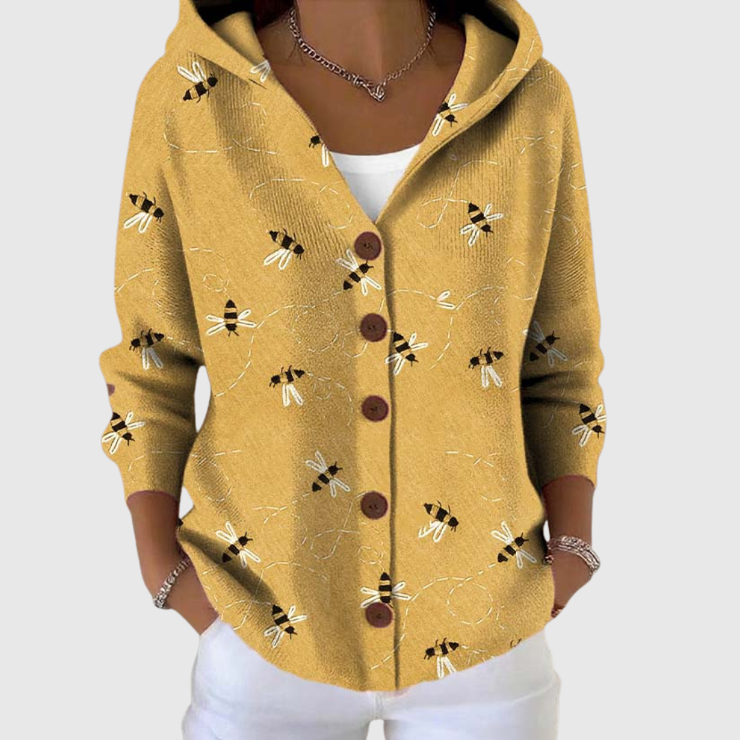 Helene – Bequemer Strickcardigan mit Kapuze von Amora Bern