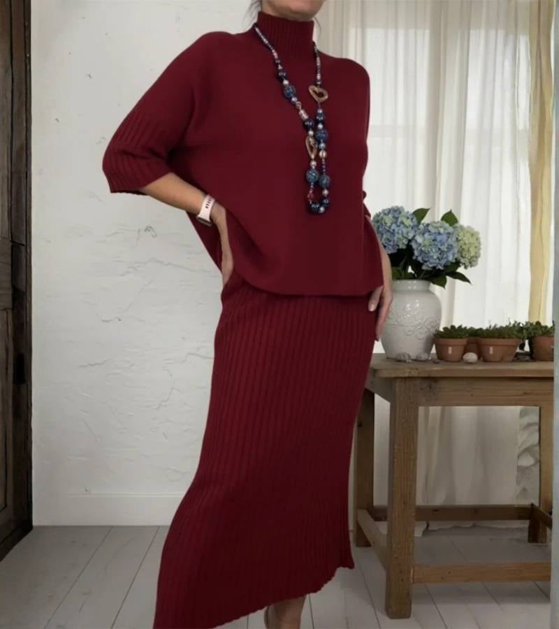 Debora Gestricktes Set mit Geripptem Midirock, Detailansicht