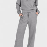 Landrun – Lockerer Pullover & weite Hose Set von Amora Bern