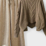 Haimhild – Zopfmusterpullover & weite Strickhose Set von Amora Bern