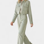 Edelgund – Kurze Jacke & weite Hose Set von Amora Bern, Ansicht 3