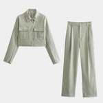 Edelgund – Kurze Jacke & weite Hose Set von Amora Bern, Ansicht 8