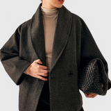 Detlinde – Lockerer Oversize-Mantel mit Schalkragen von Amora Bern, Ansicht 8