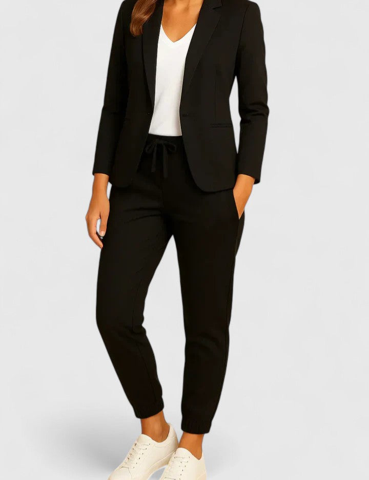 Trisha Elegantes Set, Seitenansicht