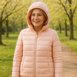 Giselind – Übergangsjacke in Hellrosa von Amora Bern, Ansicht 2