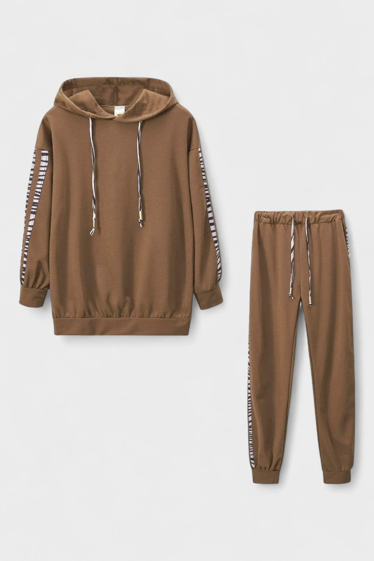 Adelmut – Kapuzenpullover & Jogginghose Set von Amora Bern, Ansicht 2