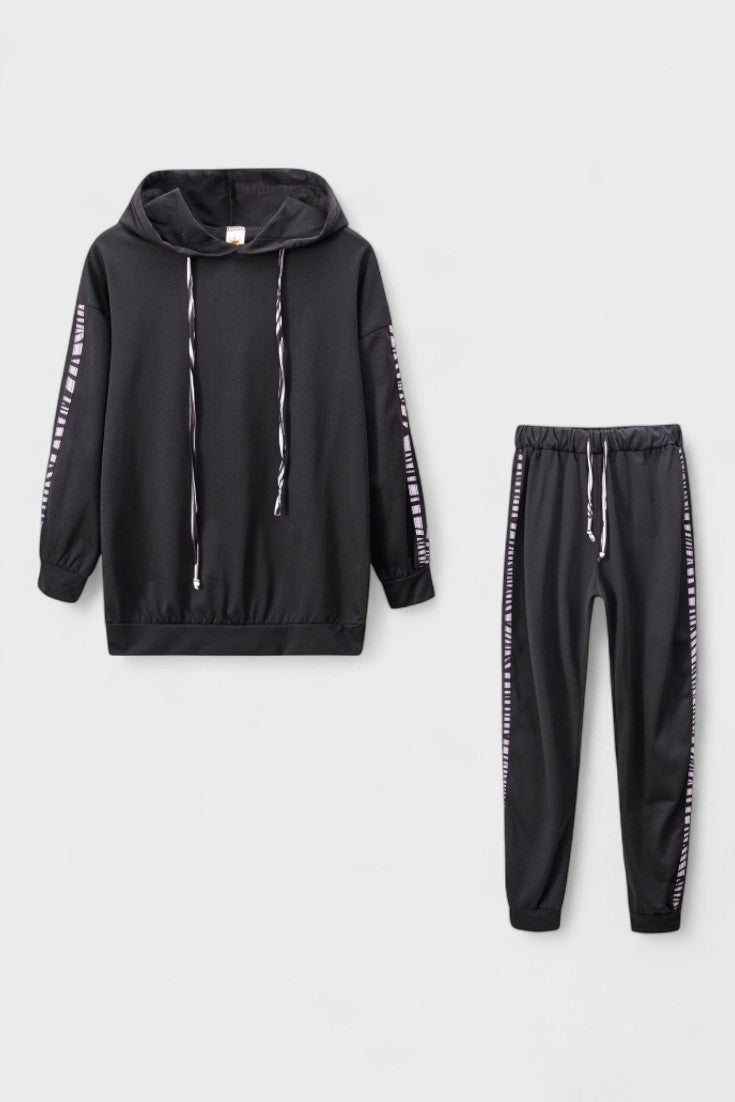 Adelmut – Kapuzenpullover & Jogginghose Set von Amora Bern, Ansicht 4