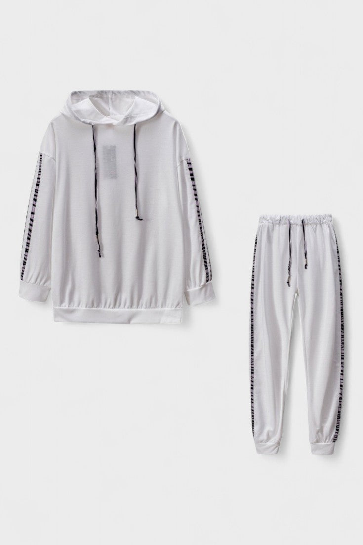 Adelmut – Kapuzenpullover & Jogginghose Set von Amora Bern, Ansicht 6