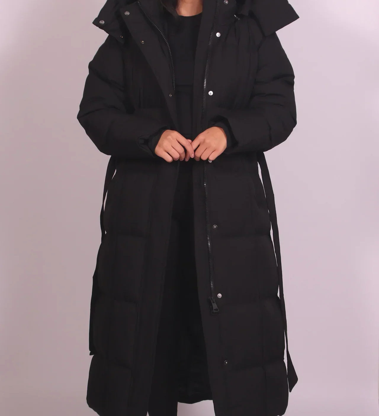 Carmen™ | Langer Daunenmantel mit Gürtel