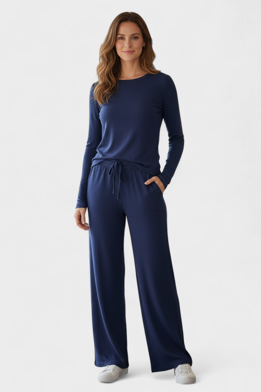 Arnhild – Langarmshirt & weite Hose Set von Amora Bern, Ansicht 4