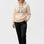 Burgunde – Hoodie mit Herzmotiv & Jogginghose Set von Amora Bern, Ansicht 5