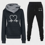 Burgunde – Hoodie mit Herzmotiv & Jogginghose Set von Amora Bern, Ansicht 9