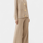 Trudlind – Strickjacke mit Knöpfen & weite Hose Set von Amora Bern, Ansicht 3