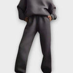 Gunthild – Lockerer Kapuzenpullover & Hose Set von Amora Bern, Ansicht 4