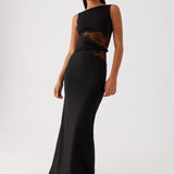 Leni™ | Figurumspielendes Maxikleid mit dezenten Ausschnitten und Schnürung