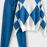 Hartlinde – Argyle-Strickpullover & Hose Set von Amora Bern, Ansicht 3