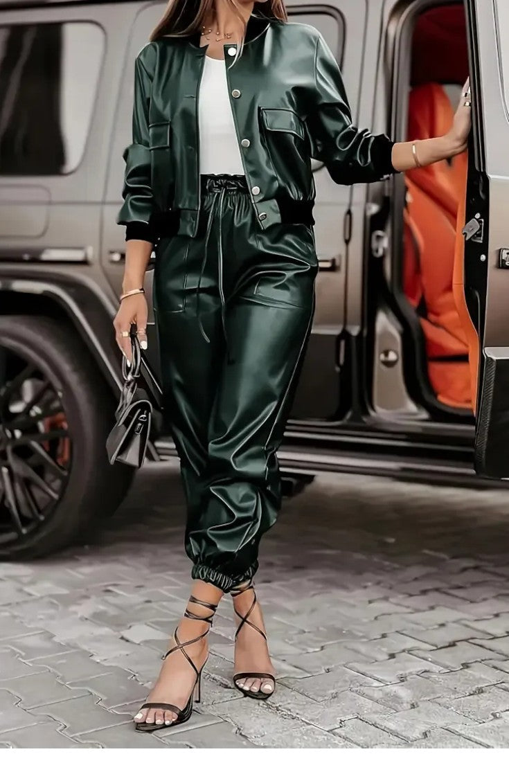 Alruna – Kunstlederjacke & Hose Set von Amora Bern, Ansicht 4