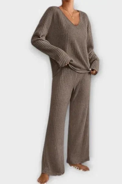 Oswinde – Gerippter Strickpullover & weite Hose Set von Amora Bern, Ansicht 3