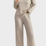 Oswinde – Gerippter Strickpullover & weite Hose Set von Amora Bern