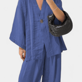 Volkhild – Lockeres Wickeloberteil & weite Hose Set von Amora Bern, Ansicht 16