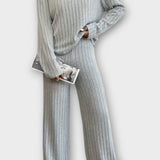Rudhild – Gerippter Strickpullover & weite Hose Set von Amora Bern, Ansicht 2