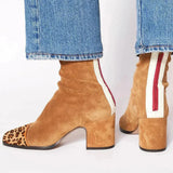 Grimburga – Wildleder-Stiefeletten mit Absatz von Amora Bern, Ansicht 13