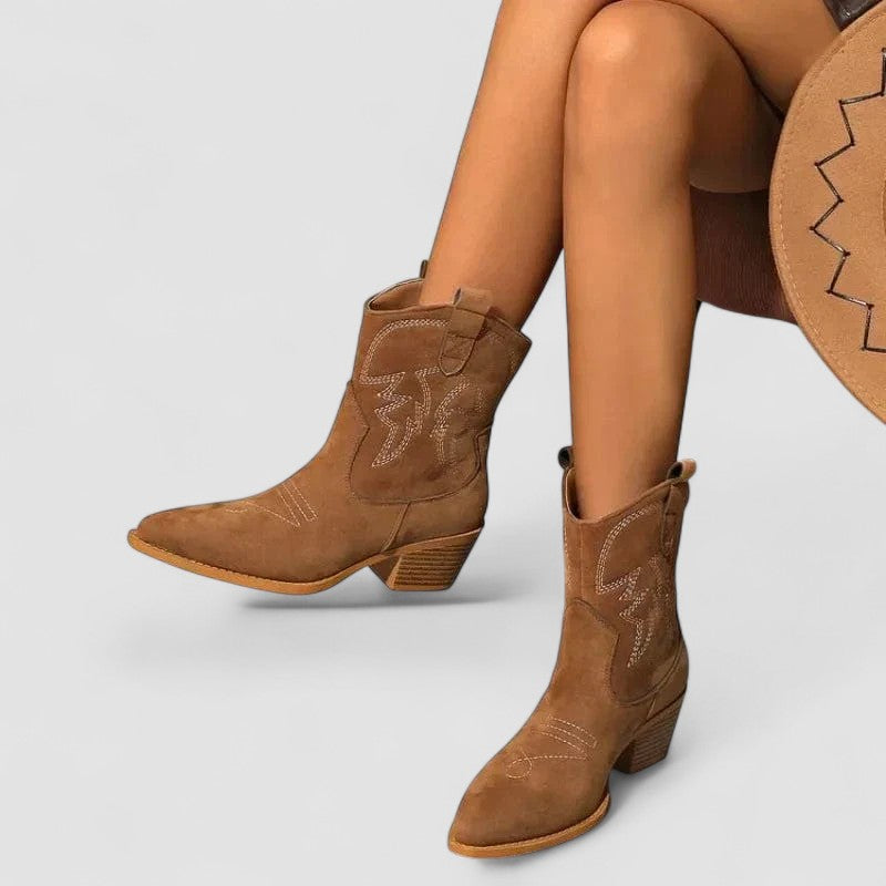 Aurelinde – Bestickte Western-Stiefeletten von Amora Bern, Ansicht 4
