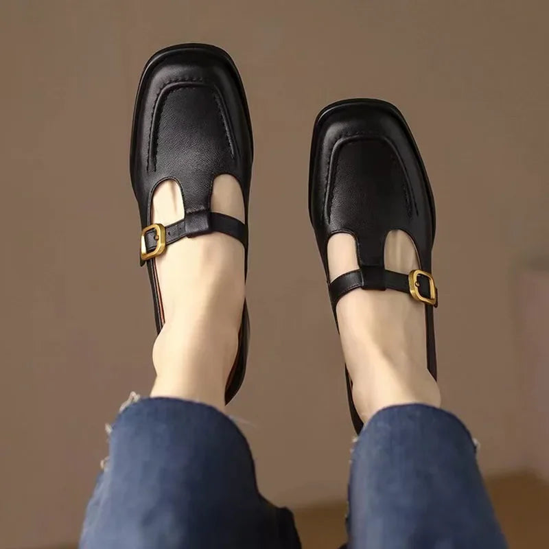 Emilia – T-Steg-Schuhe im Vintage-Stil von Amora Bern, Ansicht 7