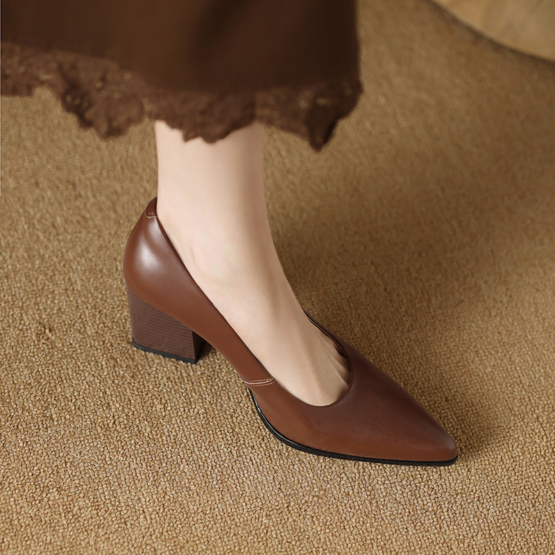 Liselotte – Spitze Pumps mit breitem Blockabsatz von Amora Bern, Ansicht 6