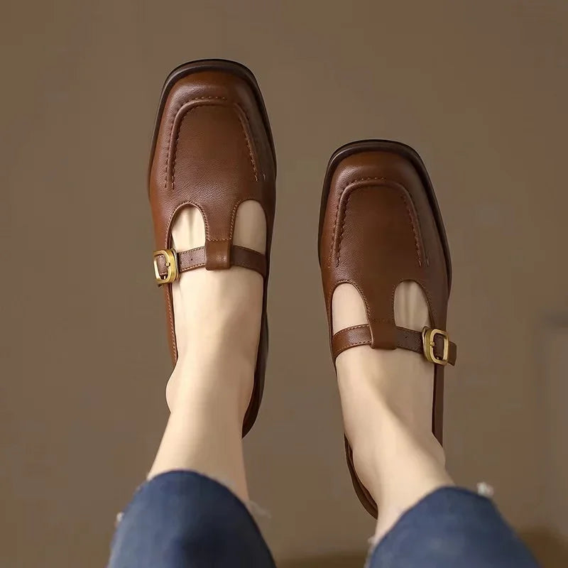 Emilia – T-Steg-Schuhe im Vintage-Stil von Amora Bern, Ansicht 8