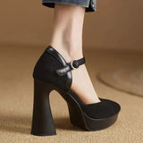 Zäzilia – Pumps mit Knöchelriemen und Blockabsatz von Amora Bern, Ansicht 11
