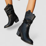 Gundrada – Stiefel mit gerafftem Schaft und Absatz von Amora Bern, Ansicht 4