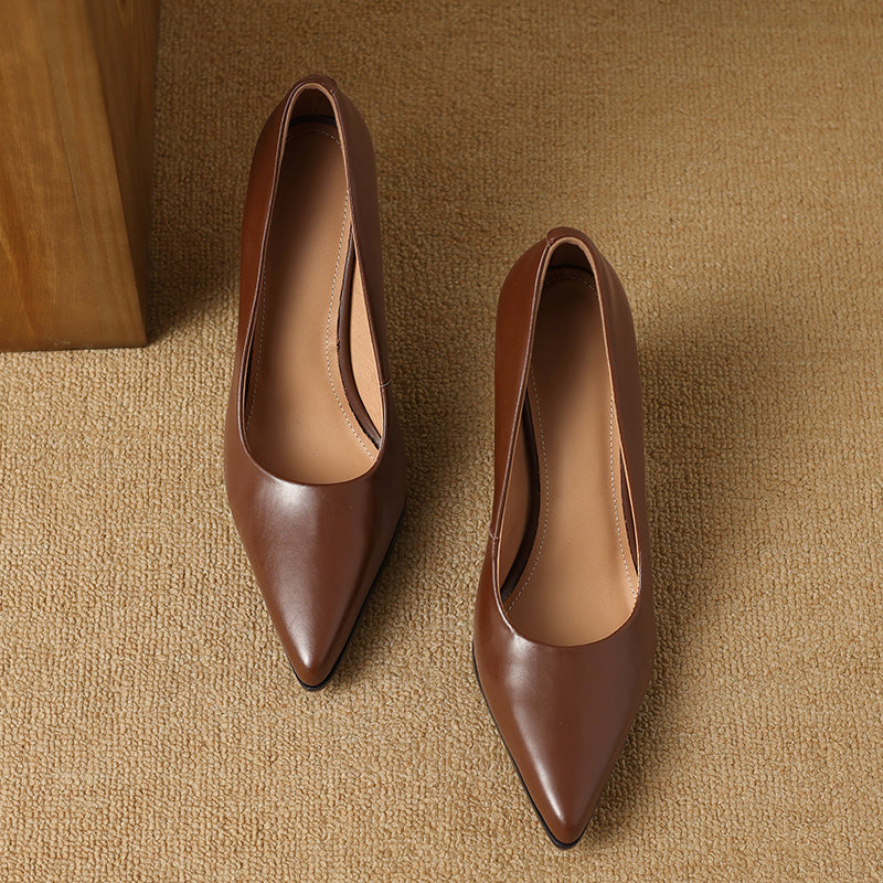 Liselotte – Spitze Pumps mit breitem Blockabsatz von Amora Bern, Ansicht 7