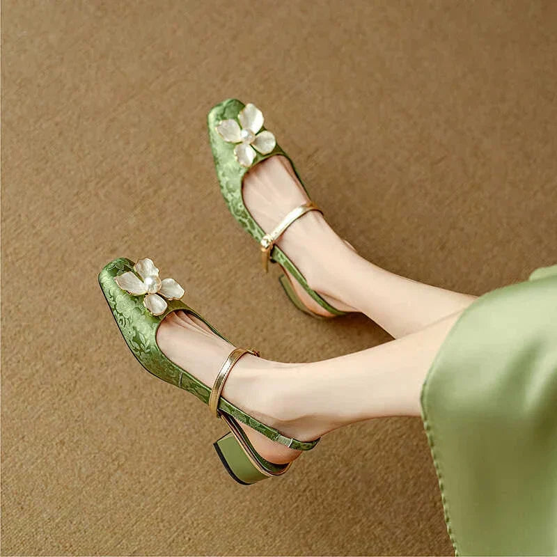 Rosamunde – Slingpumps mit Blütenapplikation von Amora Bern, Ansicht 3