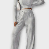 Richgard – Plissiertes Langarm-Oberteil & weite Hose Set von Amora Bern, Ansicht 2