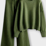 Irmelinde – Rollkragen-Strickpullover & Hose Set von Amora Bern, Ansicht 5