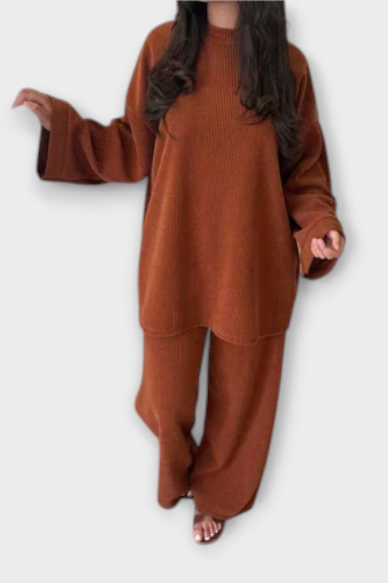 Sunhild – Oversize-Langarm-Oberteil & weite Hose Set von Amora Bern, Ansicht 3
