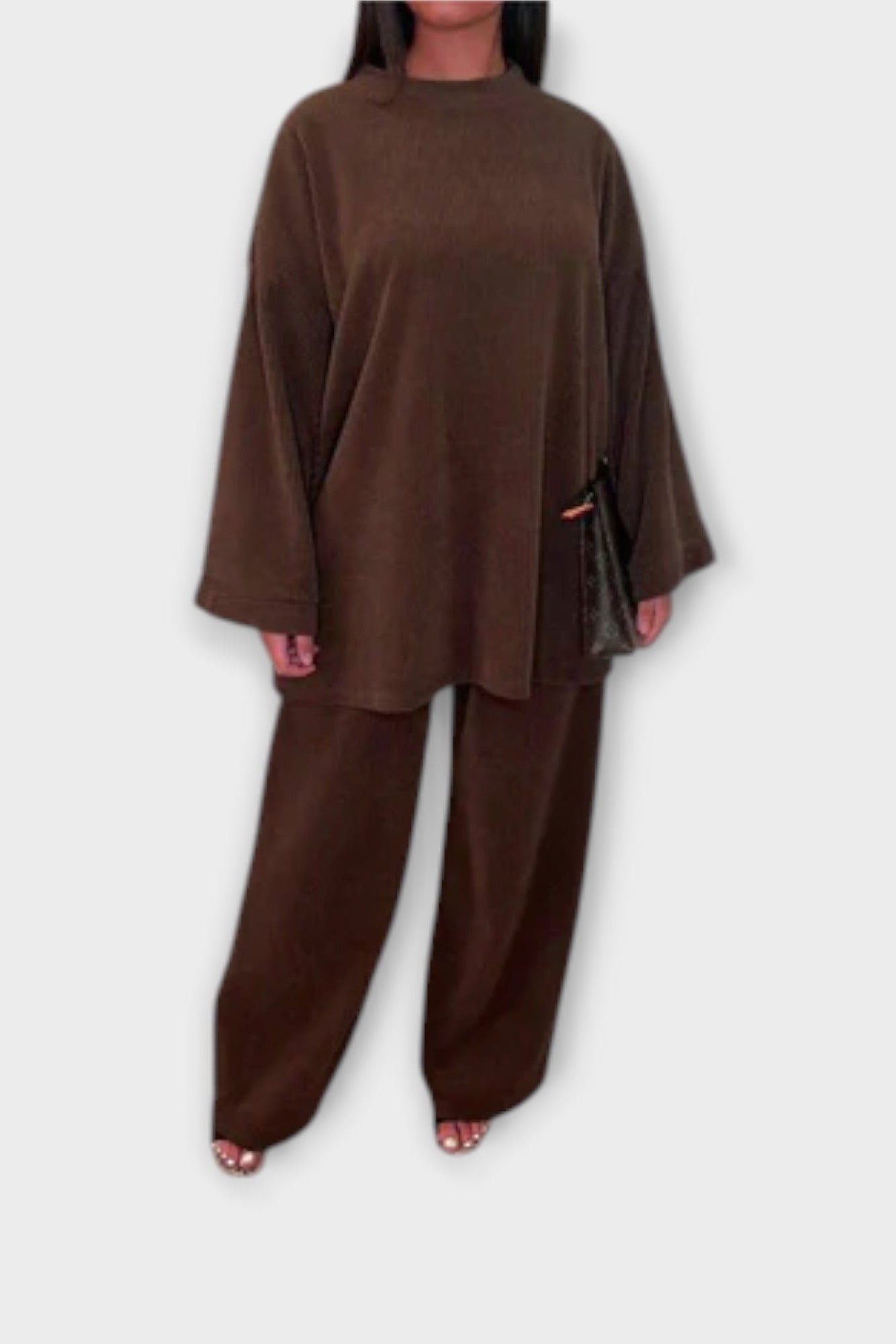 Sunhild – Oversize-Langarm-Oberteil & weite Hose Set von Amora Bern, Ansicht 5