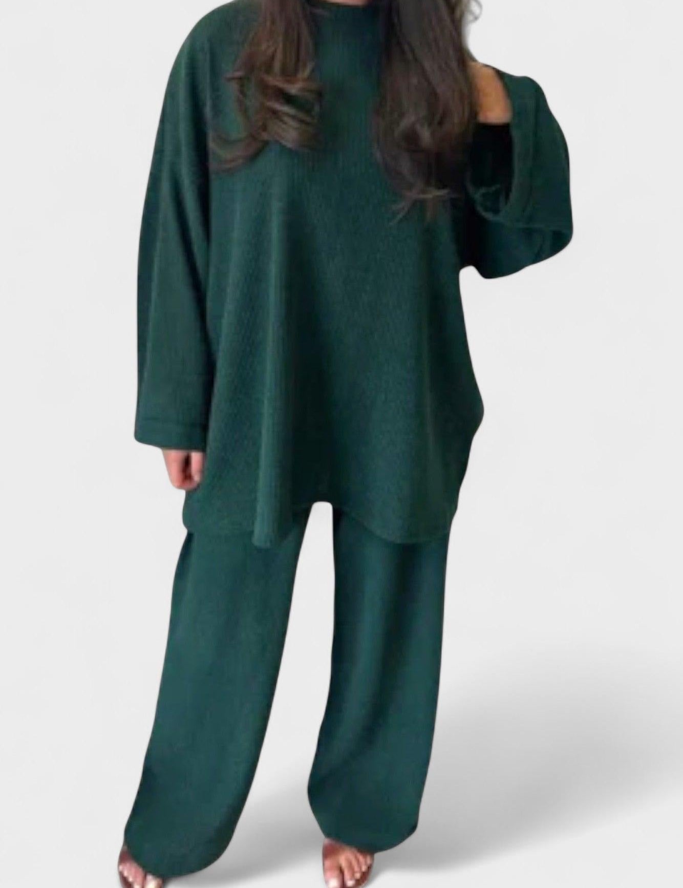 Sunhild – Oversize-Langarm-Oberteil & weite Hose Set von Amora Bern