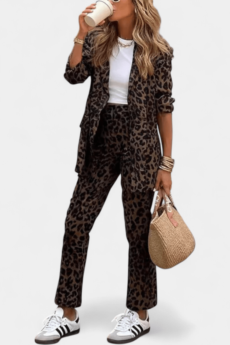 Gerhild – Hemd & Hose mit Leopardenmuster Set von Amora Bern, Ansicht 2