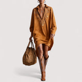 Isola™ | Lockeres Revers-V-Ausschnitt bedrucktes langärmliges Midi-Kleid