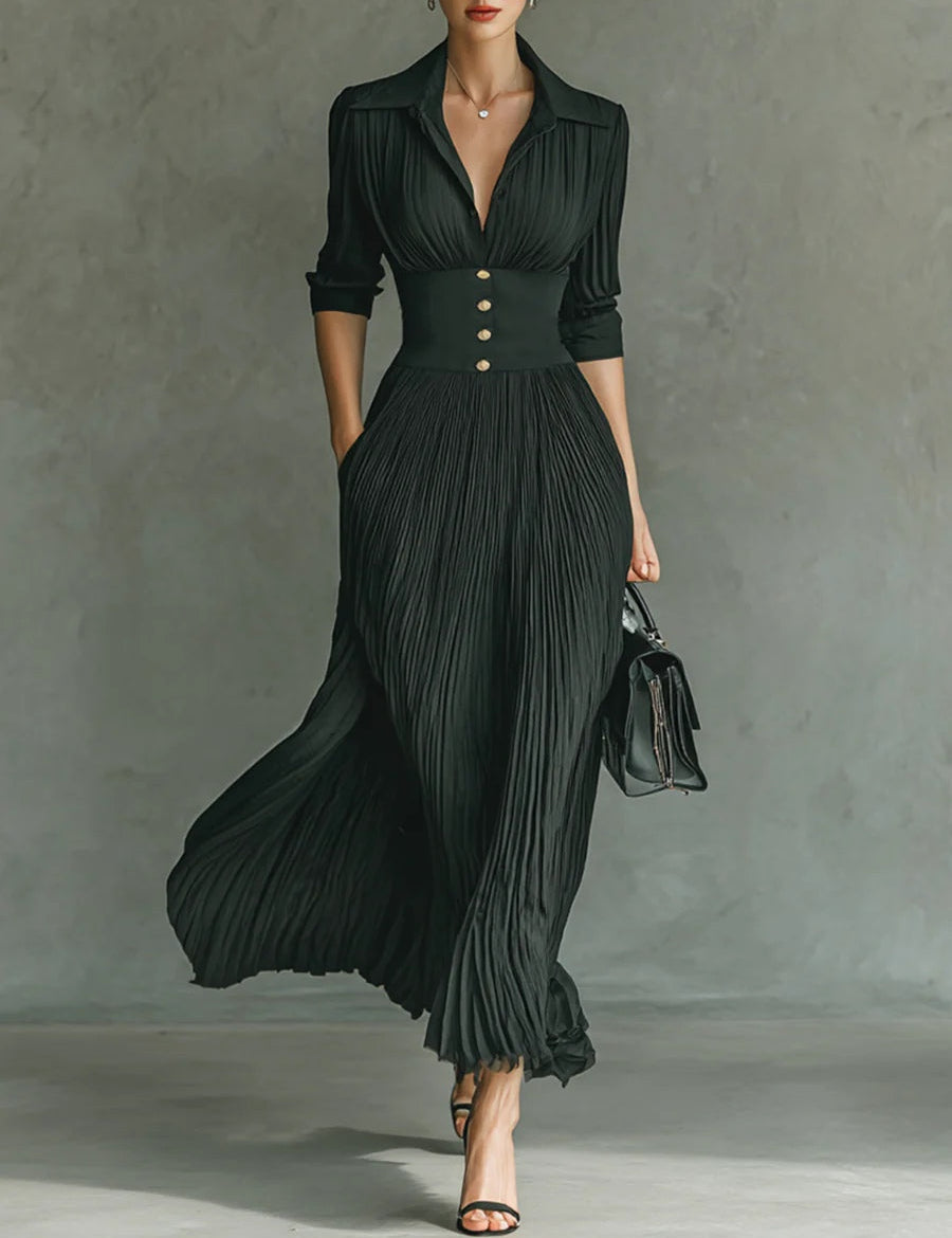 Elvira™ | Plissiertes Maxikleid mit Reverskragen und hoher Taille