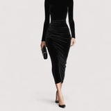 Anora™ | Schwarzes Samt Elegantes High-Neck Bodycon Kleid