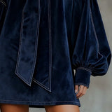 Therese™ | Mini-Kleid mit Samt und Schleife