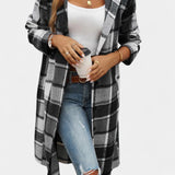 Swanhilde – Karierte Jacke mit Kapuze von Amora Bern, Ansicht 10