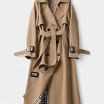 Perpetua – Zweireihiger Trenchcoat mit Gürtel von Amora Bern