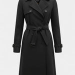 Perpetua – Zweireihiger Trenchcoat mit Gürtel von Amora Bern, Ansicht 3